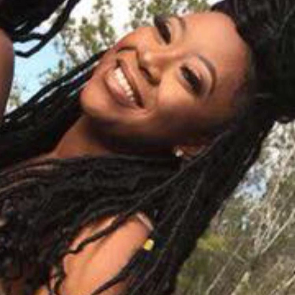 Meet your Posher, Chani